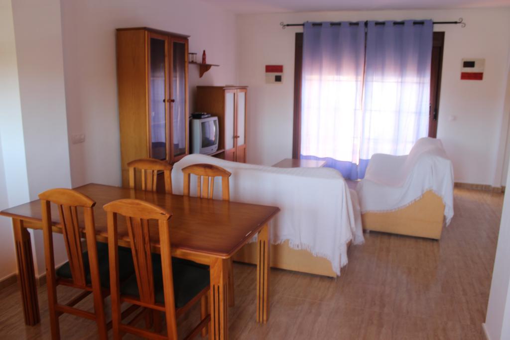 Apartamentos Turisticos Edificio Del Pino Sorbas 外观 照片